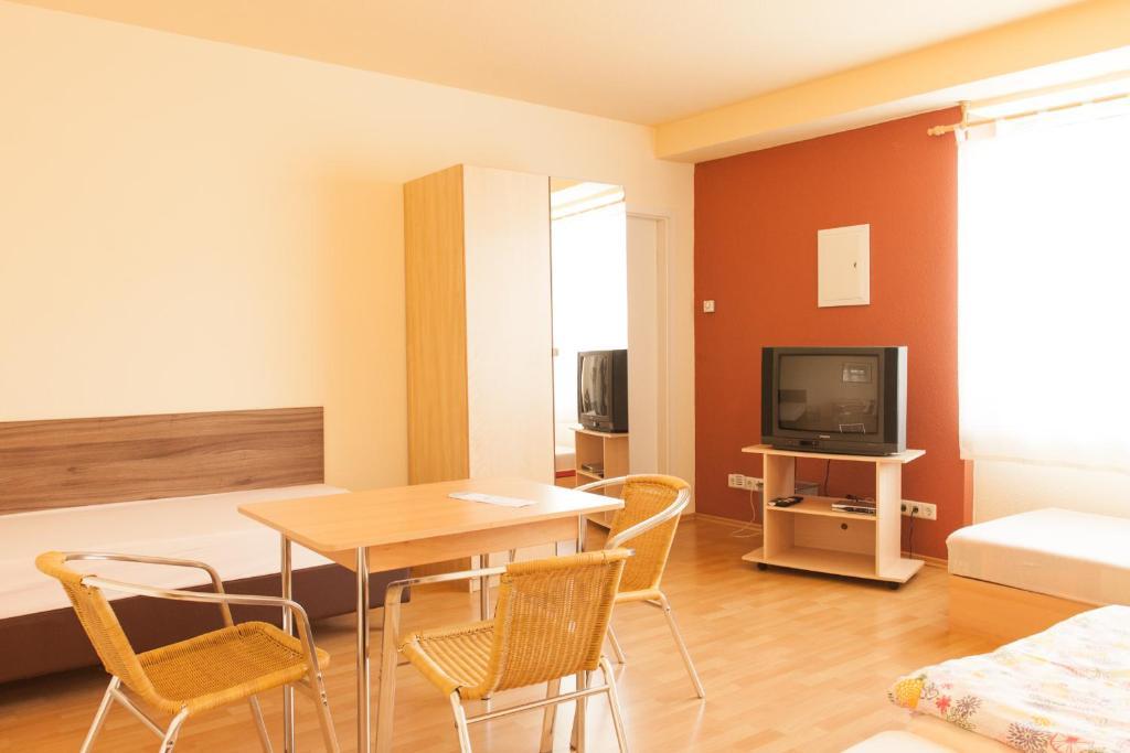 Pension Klingenstr. 23 Otel Leipzig Oda fotoğraf
